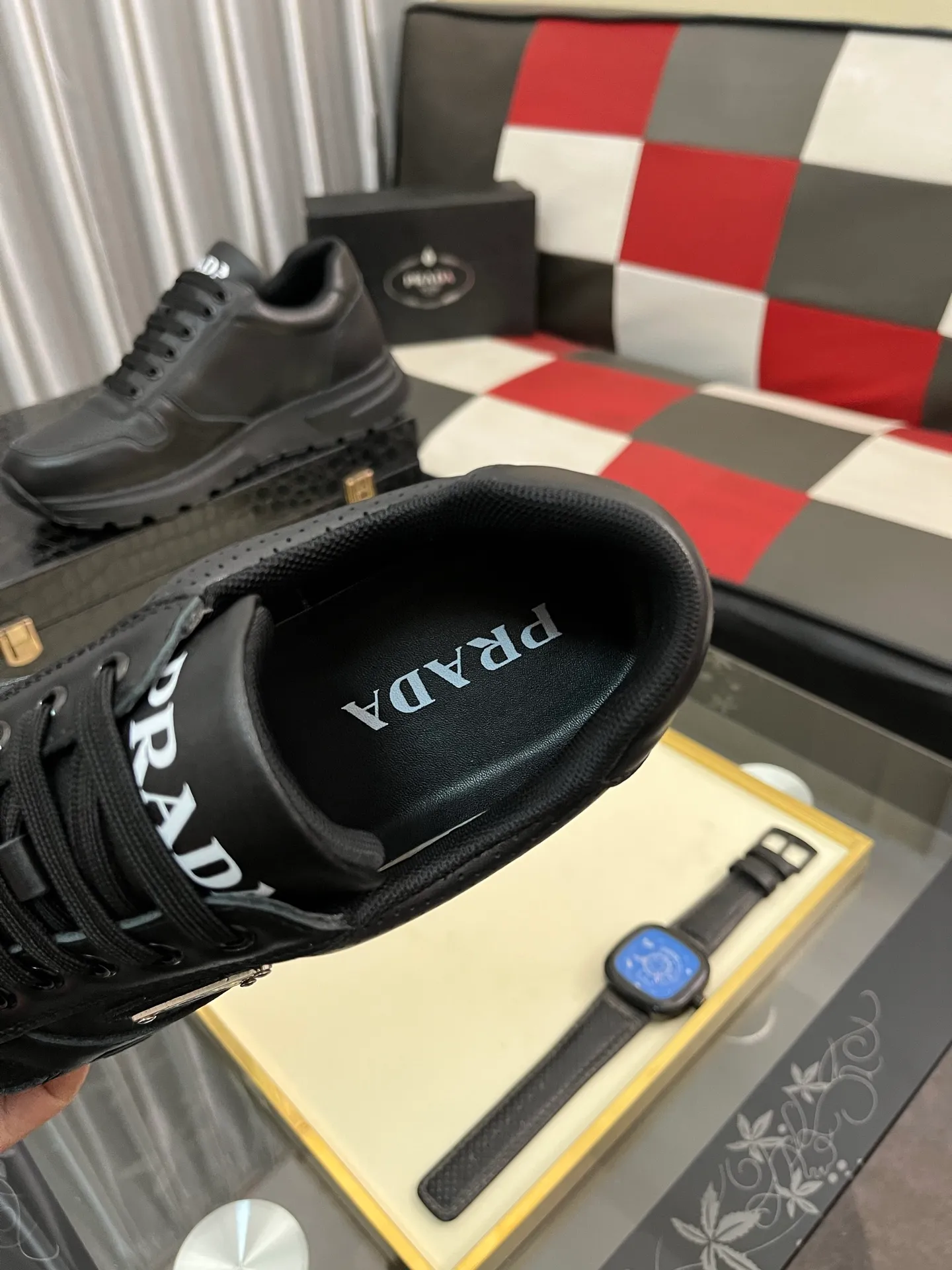Men's shoes 💰420⌚️⌚️【PRADA】Prada - high-end quality original order 🔍🔍🔍 casual sports shoes - upper: 🔝 Nappa calfskin, brand hollow mesh hot reflective technology, tongue injection brand logo - lining: water-dyed cowhide - outsole: ultra-light TPU foam rubber; molded outsole -Ultra-high quality control and fine workmanship: highlighted (high-end, extravagance, and class) -Size: 38-443️⃣colors available